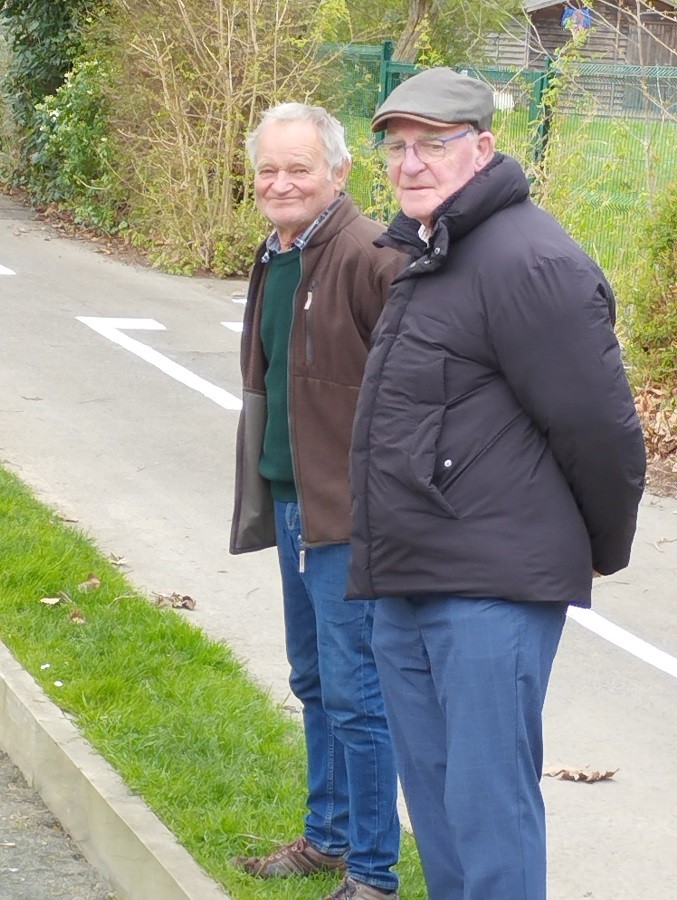 26 mars boules - Des boulistes attentifs